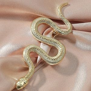 Kathrono Gold Snake Brooch